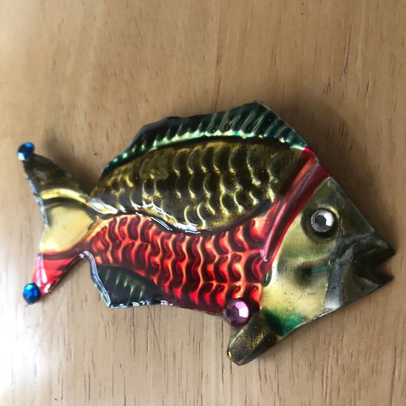 Fish Pin Brooch Handmade Whimsical  Vintage Beach - Picture 4 of 8